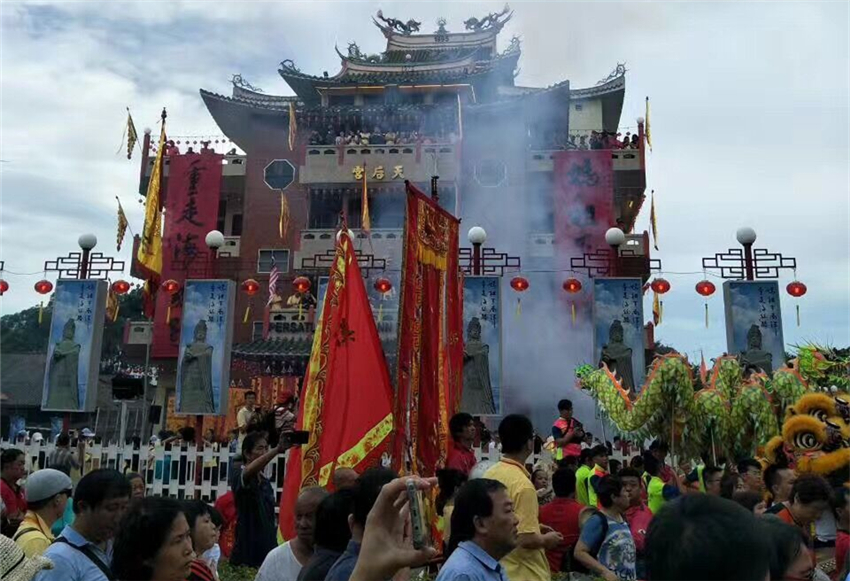 马六甲妈祖信众热情迎接湄洲妈祖